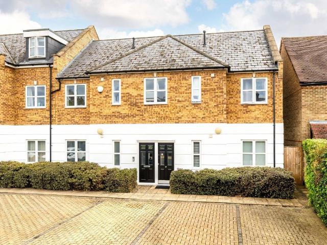 Napier Road, Ashford TW15, 1 bed flat to rent, £1,295 pcm | PrimeLocation