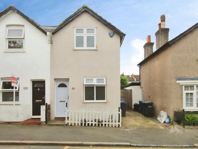 Napier Road, South Croydon, CR2 3 bed semi detached house to rent £2,100 pcm £485 pw