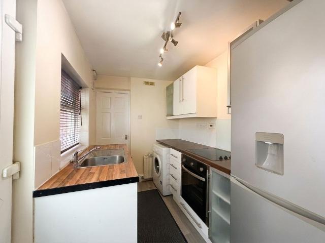 Napier Road, Swalwell NE16, 2 bed flat to rent, £695 pcm | PrimeLocation