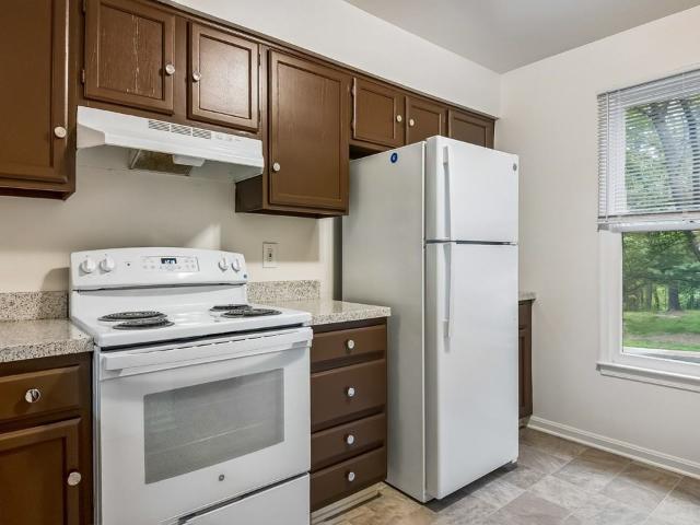 Naples Manor Townhomes 3 Bedroom Apartment for Rent at 67 Carona Ct, Colesville, MD 20905 Colesville