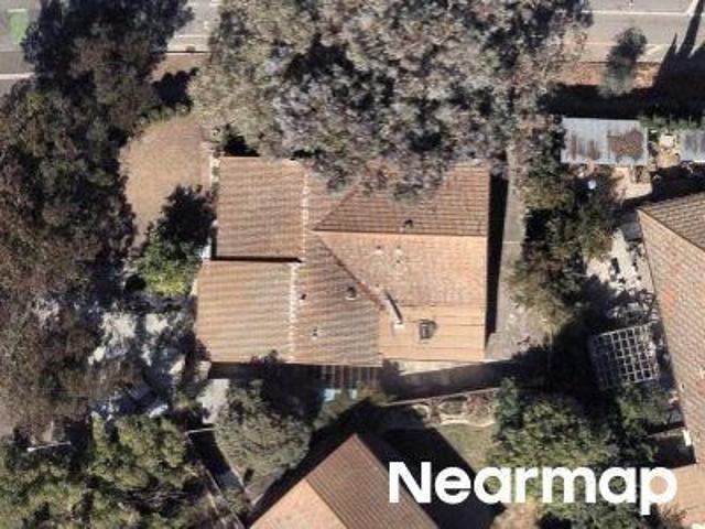 Narvaez Ave