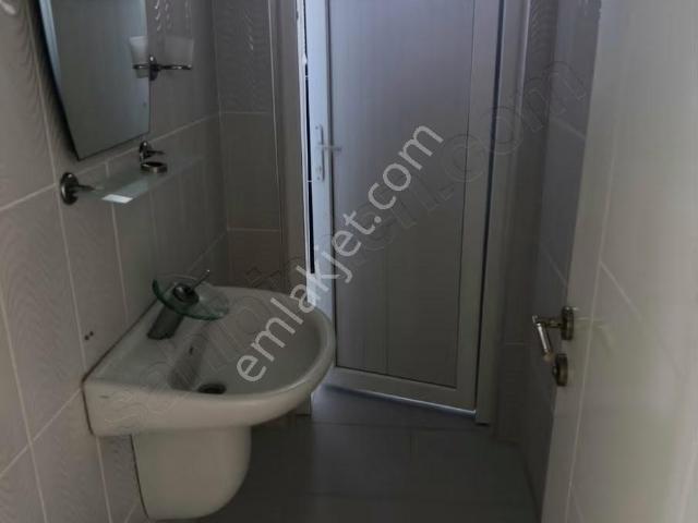 Çınar Emlak'tan Namık Kemal Mh Gazi Okulu Yanı 3+1 Kiralık Daire