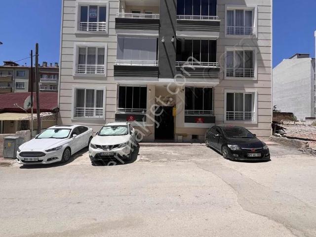 Çınar Emlak'tan Kiralık Daire