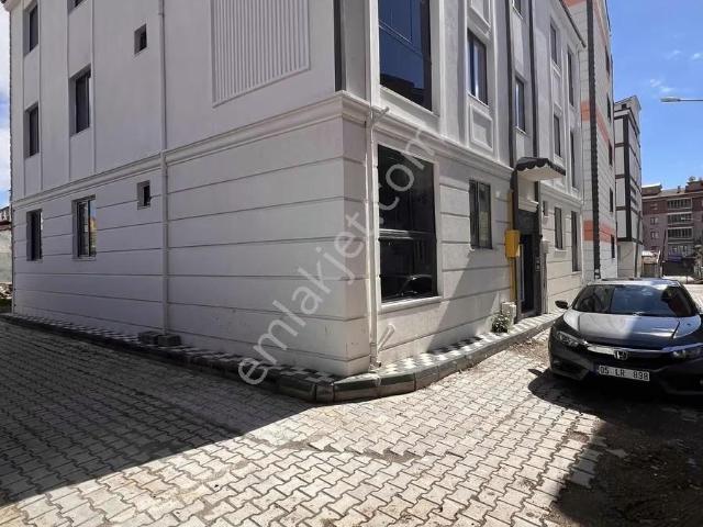 Çınar Emlak'tan Mahsen Mahallesinde Kiralık Sıfır 1+1 Daire