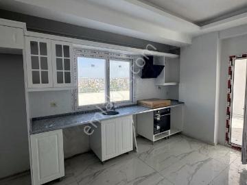 Çınar Emlak'tan Merkezde Satılık 240 Mt 3+1 Sıfır Daire Teraslı