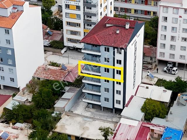 Nar Mahallesi,6 Katlı Binanın 4. Katı 2+1 Oda Sıfır Daire