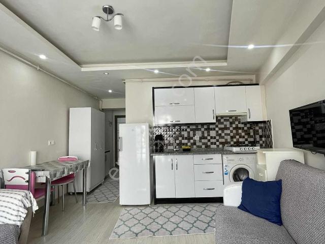 Çınarın Tam Merkezinde Kiralık 1+1 Eşyalı Apart
