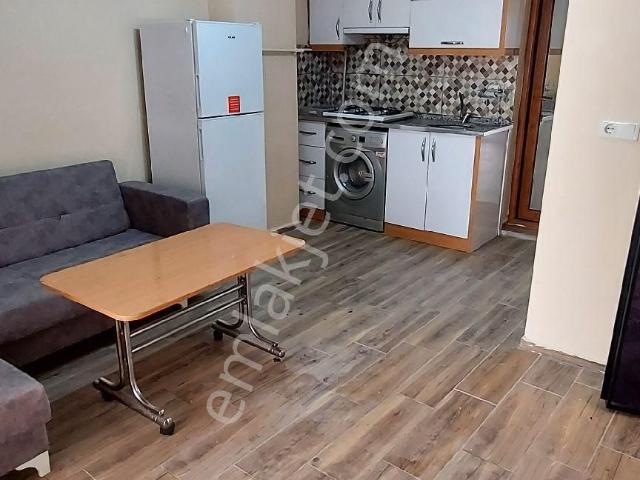 Çınara Hastaneye Bayramyerine 5 Dak Sırakapılarda 1+1 Esyali Balkonlu Apart Klımalı