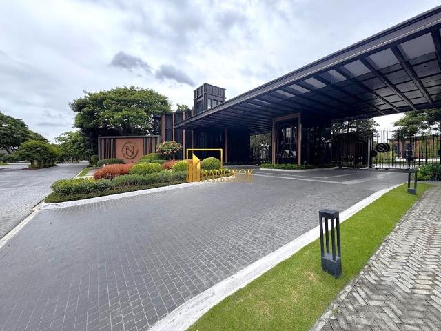 Narasiri Krungthepkreetha | Exceptional 5 Bedroom Luxury House BR28143SH