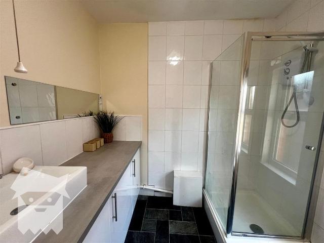 Narborough Road, Leicester LE3, 8 bed shared accommodation to rent, £500 pcm | PrimeLocation