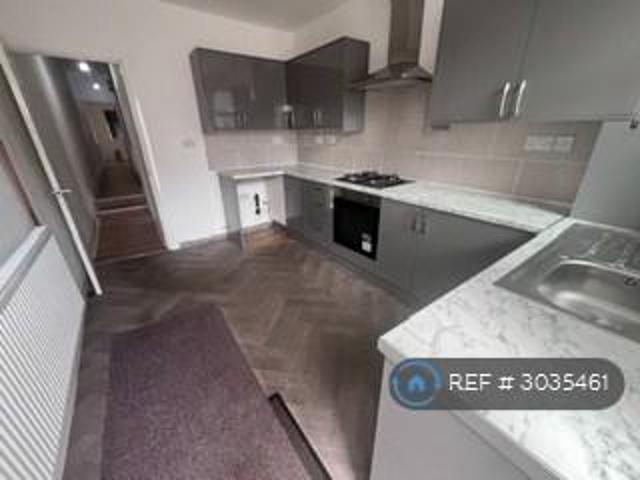 Narborough Road, Leicester, LE3 3 bed flat to rent £950 pcm £219 pw