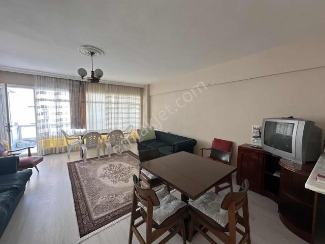 Çınarcık'ta Deniz Manzaralı Eşyalı Kiralık Daire