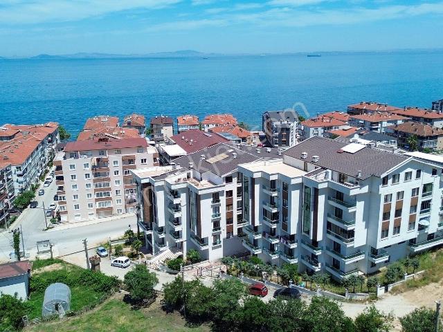 Çınarcıkta Denize Yakın Kapalı Otoparklı Ve Eşyalı 2+1 | Tekce