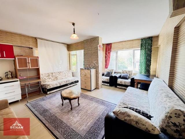Çınarcık Çamlıkta Kısmi Eşyalı Bahçeli Kiralık 2+1 Daire