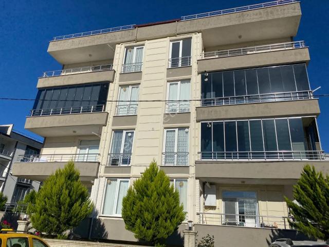 Çınarcık Karpuzdere Mh.yeni Binada 2+1 80 M2 Yüksek Giriş Eşyalı Kiralık