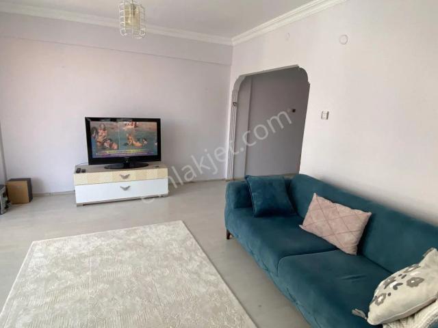 Çınarcık Harmanlarda Denize 30 Adım İdoya 200 Metre 2+1 75 M2 3. Kat Eşyalı Kiralık