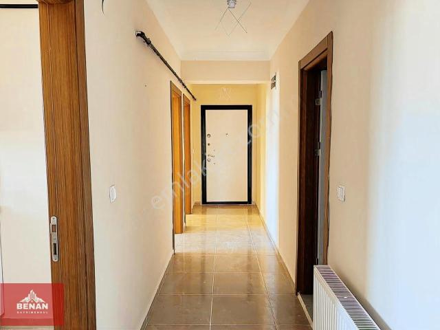 Çınarcık Merkez Yeni Binada Satılık 2+1 Deniz Manzaralı Daire