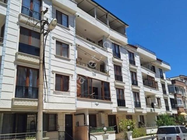 Çınarcık Merkez'de 126m2 2+1 Yeni Binada Satılık Daire