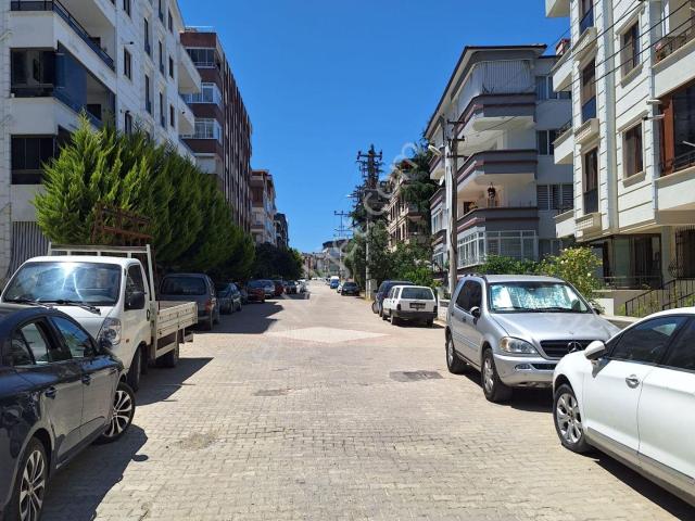 Çınarcık Merkez'de 126m2 2+1 Yeni Binada Satılık Daire