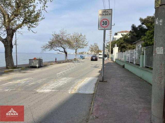 Çınarcık Merkezde Eşyalı Denize Çok Yakın 2+1 Doğalgazlı Daire