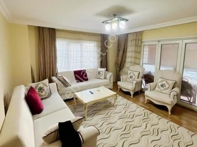Çınarcık Taşlimanda 3+1 Arakat Denize Sıfır Deniz Manzaralı