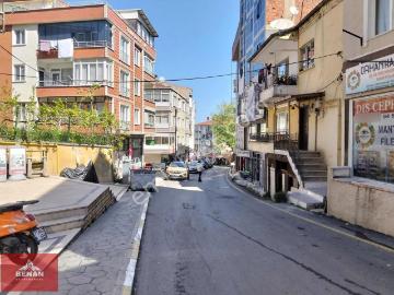 Çınarcık Tam Merkezde Kiralık Doğalgazlı 1+1 Daire