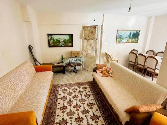 Çınarcık Tam Merkezinde Kiralık Eşyalı 3+1 Kiralık Daire