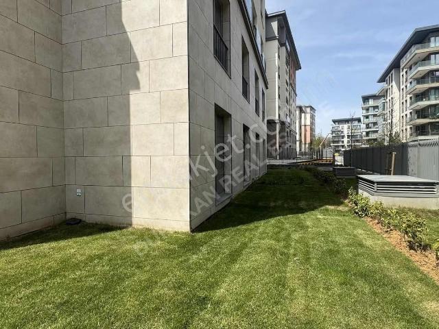 Çınarköy'de 3+1 Bahçe Katı Kiralık | Oturuma Hazır |