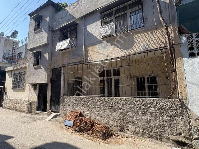 Narlıca Mahallesı'nde Ikı Katlı Satılık Müstakıl Ev