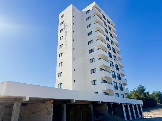 Çınarlı'da ana bulvar üzeri 1+1 satılık daire