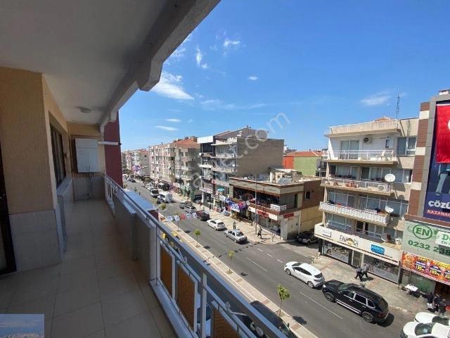 Narlıdere Cadde Üzerinde Doğalgazlı Bakımlı Kiralık Daire
