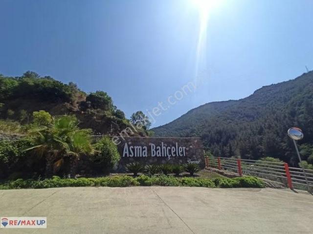 Narlıdere Asma Bahçeler Sitesi Tek Katlı Satılık 3+1 Lüks Villa