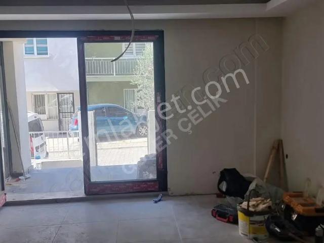 Narlıdere 'de Merkezi Konumlu Full Tadilatlı Kiralık İşyeri