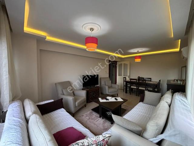Narlıdere Ilıca Da Eşyalı Merkezi Lokasyon Da 3+1 Kiralık Daire