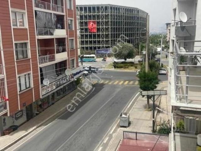 Narlıdere Ilıca Folkart Karşısında Ferah 3+1 Kupon Daire
