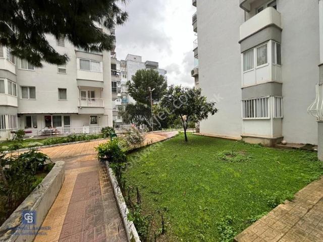Narlıdere Ilıca'da Metroya Yakın, Site İçinde Geniş, Bakımlı 3+1