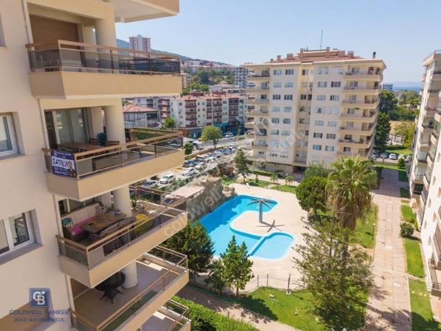 Narlıderede Havuzlu Sitede Deniz Ve Doğa Manzaralı Ferah 4+1