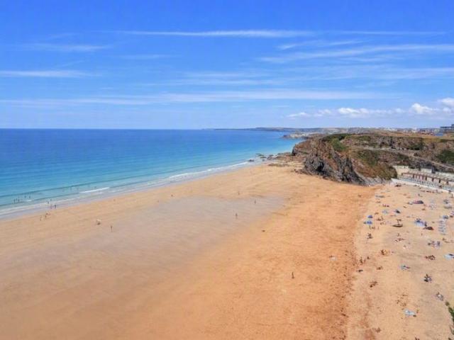 Narrowcliff, Newquay, TR7 Studio to rent £1,100 pcm £254 pw