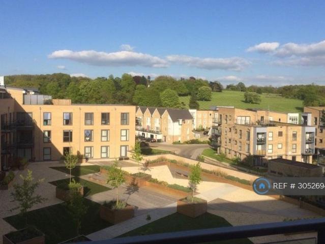 Nash Mills Wharf, Apsley, Hemel. 2 bed flat to rent £1,700 pcm £392 pw