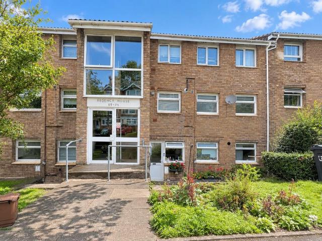 Nash Square, Birmingham, B42 2 bed apartment to rent £950 pcm £219 pw