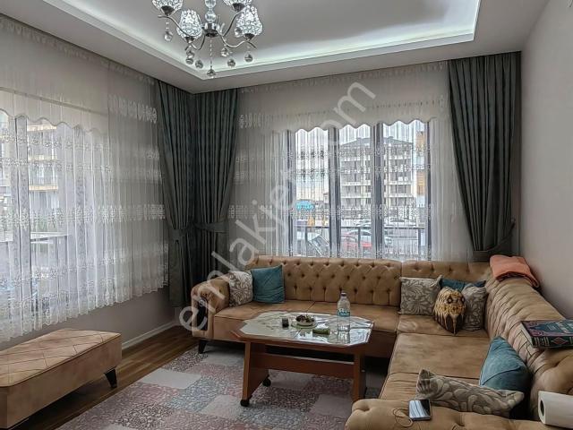 Nasreddinden Gazi Mahallesinde Satılık Asansörlü Full Bakımlı Daire