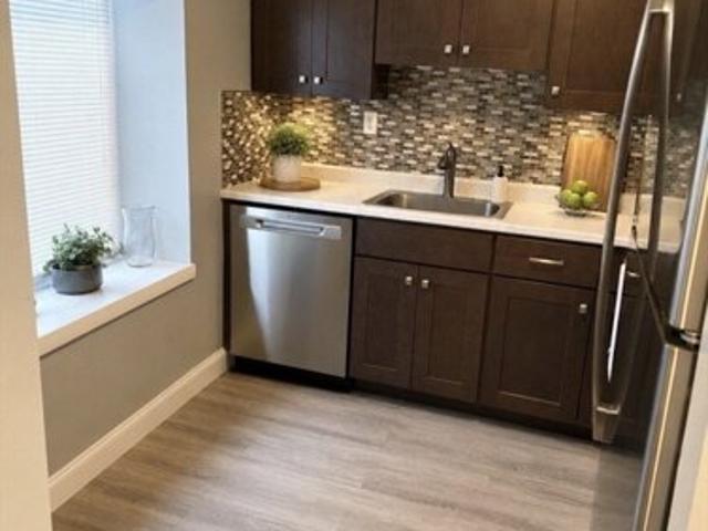 Nassau Dr Unit,springfield, Condo For Sale