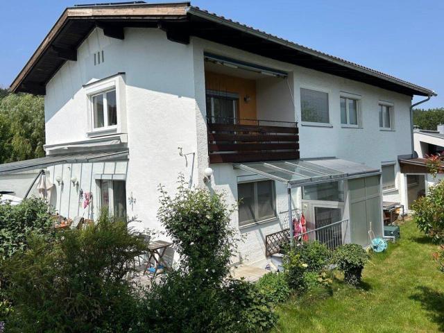NATTERS Sonniges Mehrfamilienhaus mit großzügigem Garten zum Verkauf