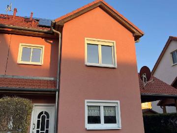 Natur und Stadtnah wohnen Sie HIER: Großzüge Doppelhaushälfte mit Garten