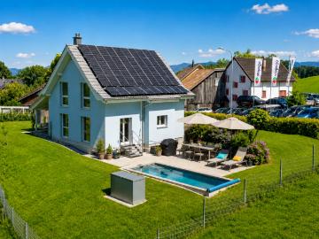 NATUR, RUHE & LEBENSQUALITÄT BIJOU MIT POOL