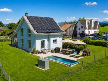 NATUR, RUHE & LEBENSQUALITÄT BIJOU MIT POOL