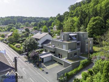 Ruhig gelegene 3 Zimmer Wohnung mit Balkon in gepflegtem Haus mit nur 8 Einheiten