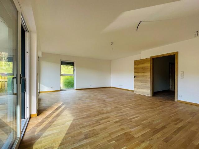 Naturnah & komfortabel: Hochwertige 3 Zimmer Wohnung in Scharnstein zur Miete