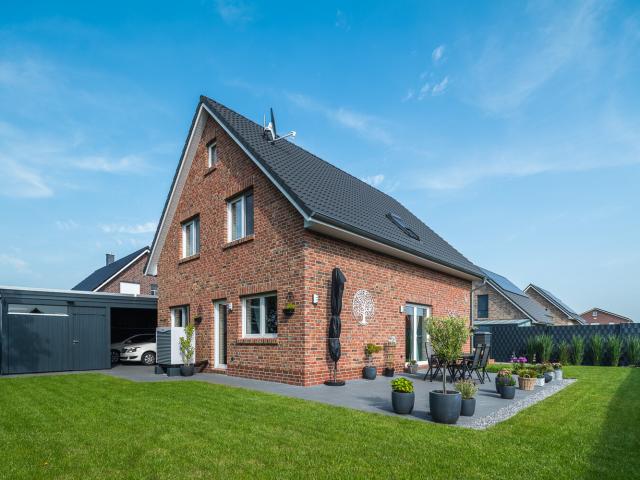 Naturnah & modern wohnen – Neubau Traumhaus in Brake Golzwarden