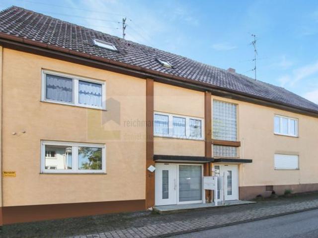 Naturnah & ruhig gelegen! Weitgehend renovierte 2 Zimmer Wohnung mit Terrasse und Garage in DS Heidenhofen!